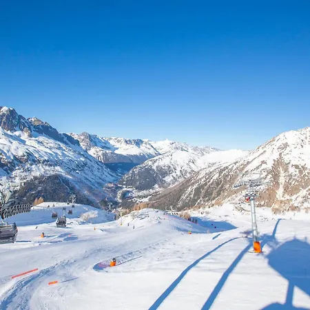 Montana Garden View Near To Grands Montets Lift, Sleeps 4 - Happy 샤모니